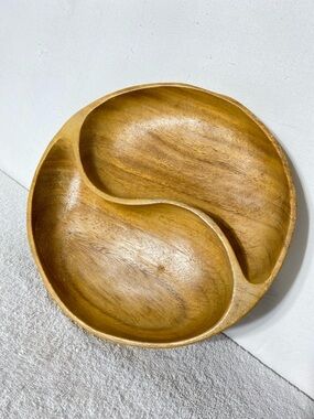 Pacific Merchants Acacia Wood 2 Compartment Yin Yang Bowl